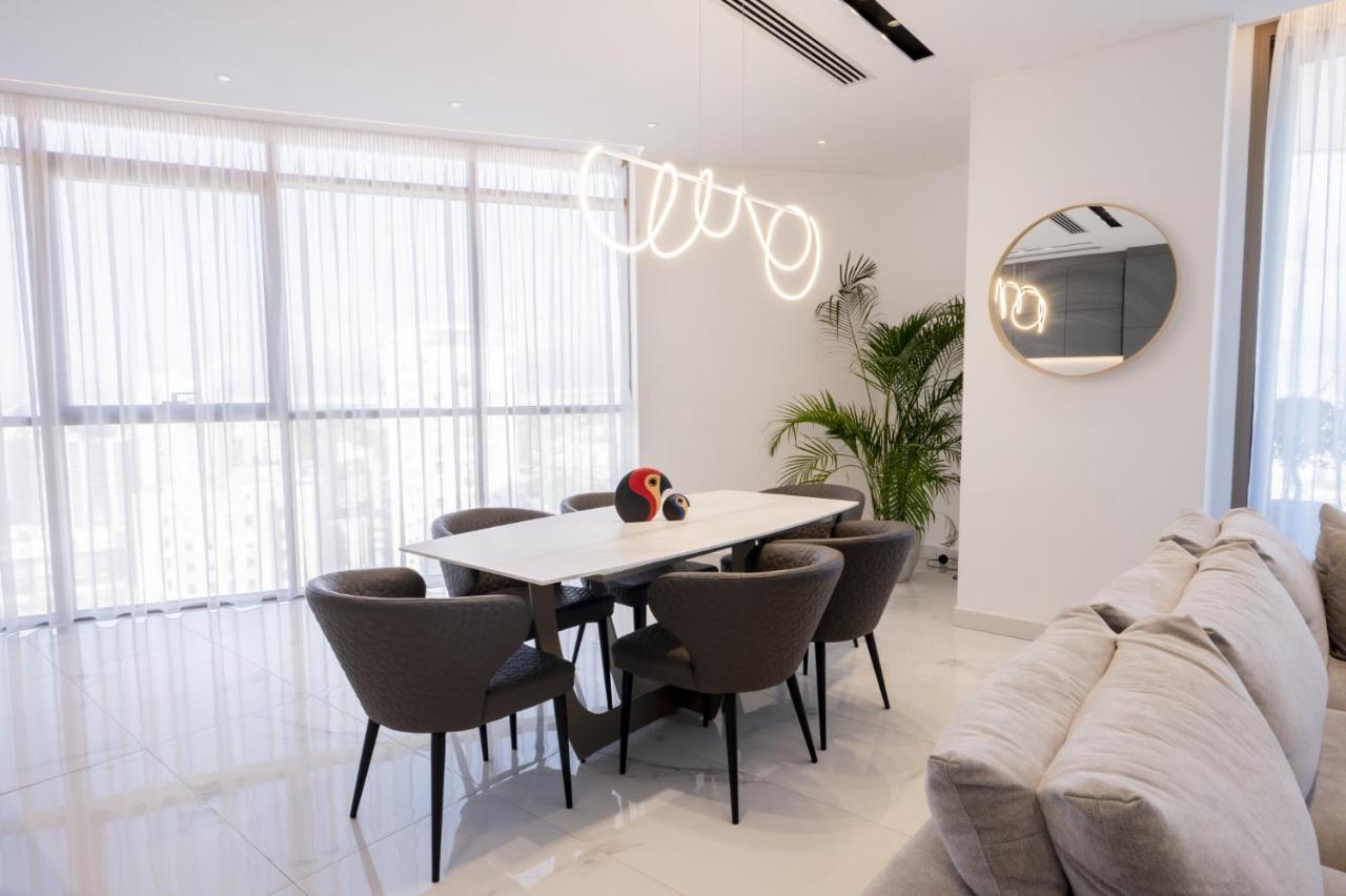 360 Nicosia - Luxury Apartment Panoramic View Buitenkant foto