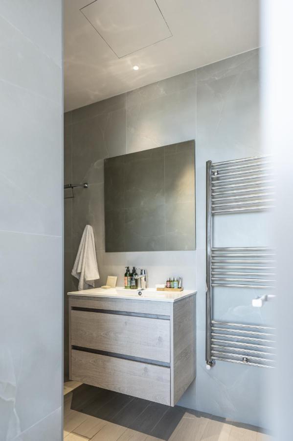 360 Nicosia - Luxury Apartment Panoramic View Buitenkant foto