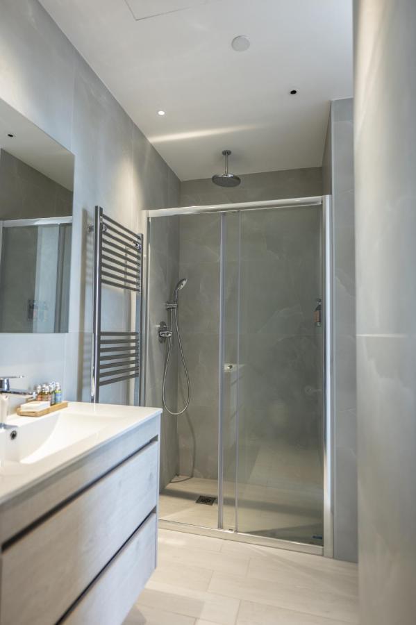 360 Nicosia - Luxury Apartment Panoramic View Buitenkant foto